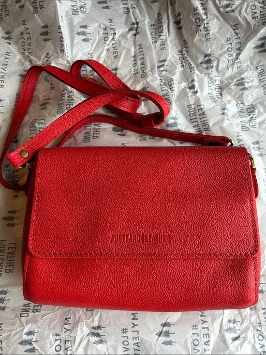 Portland Leather Handbags - PLG Red.com Metro. Vibrant Crossbody With A BONUS PLG Sticker Sheet
